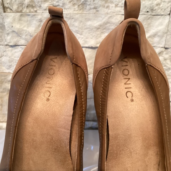 Vionic Jacey Wedge Slip-On Shoes - Picture 4 of 10